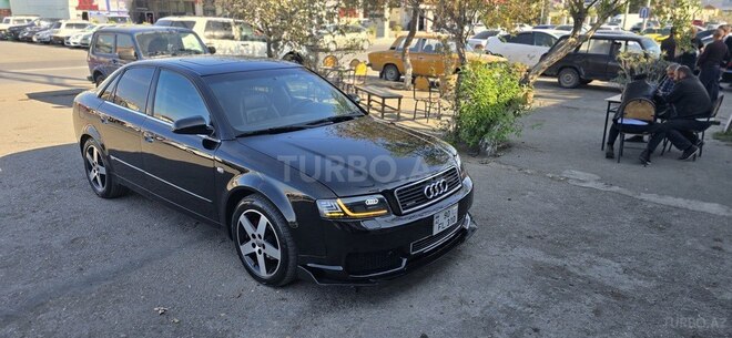 Audi A4-11