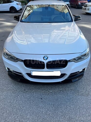 BMW 320-3