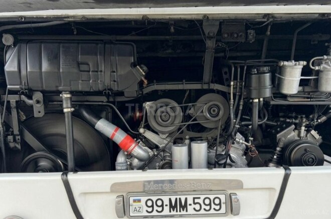 Mercedes 0403-5