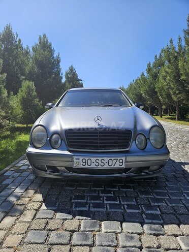 Mercedes CLK 200-1