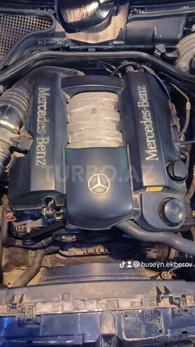 Mercedes E 240-5