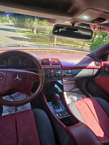 Mercedes CLK 200-8