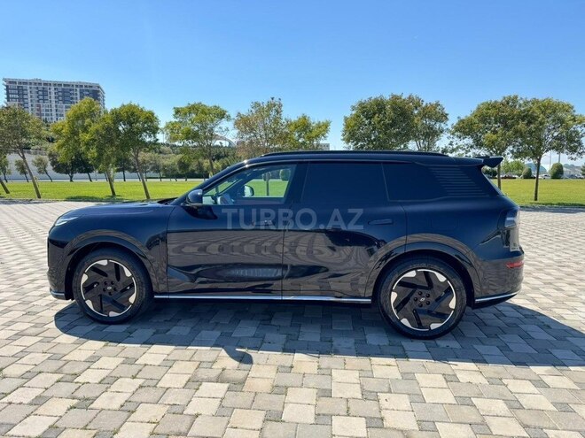 Changan Qiyuan Q07-4