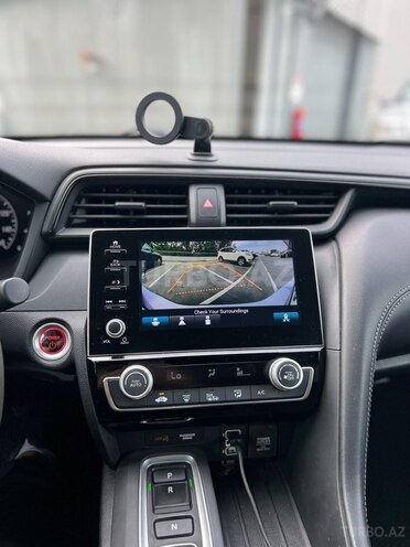 Honda Insight-9