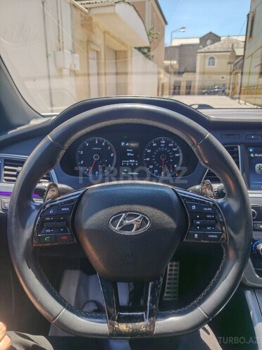 Hyundai Sonata-7