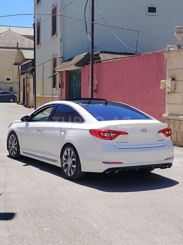 Hyundai Sonata-5