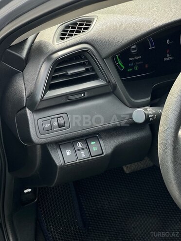 Honda Insight-14