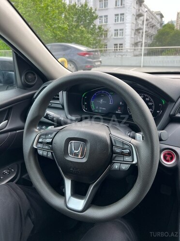 Honda Insight-8