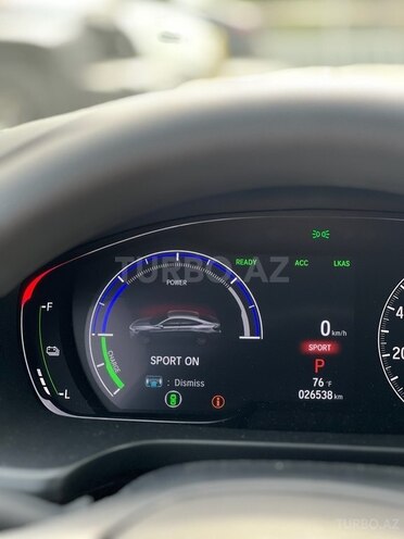 Honda Insight-7