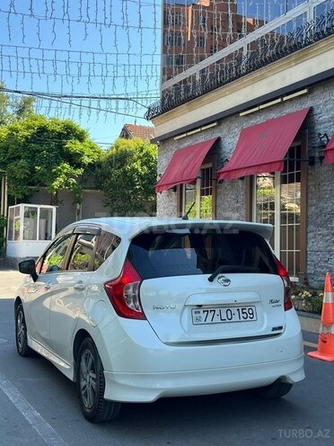 Nissan Note-8