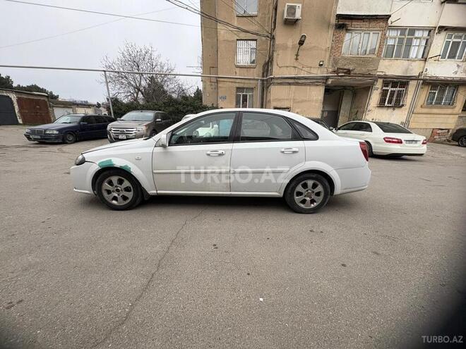 Daewoo Gentra-2