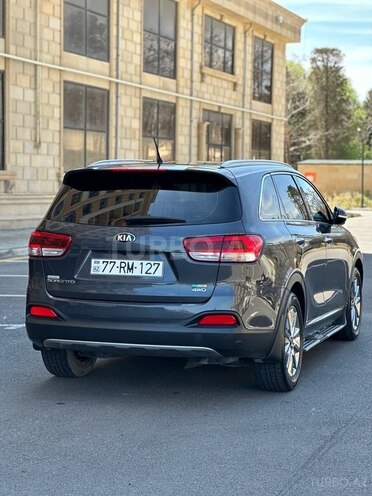 Kia Sorento-5