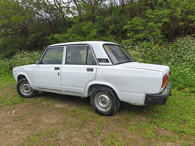 LADA (VAZ) 2107-4