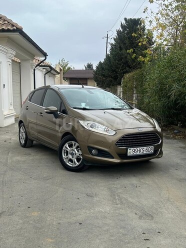 Ford Fiesta-1