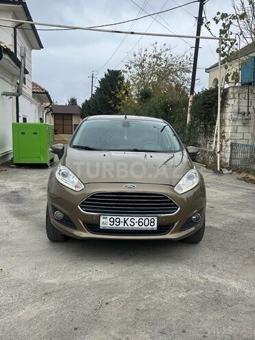 Ford Fiesta-7
