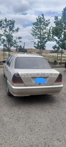 Mercedes C 240-4
