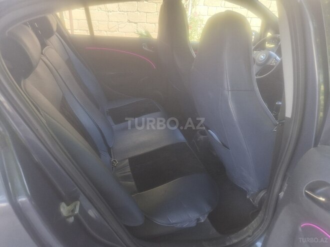 Opel Corsa-4