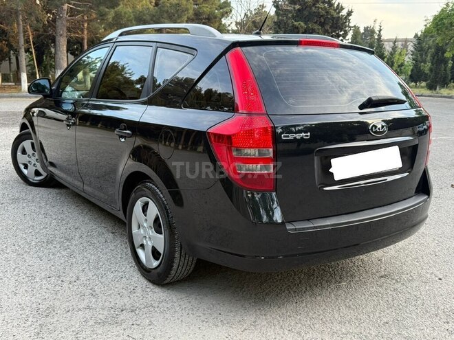 Kia Ceed SW-6