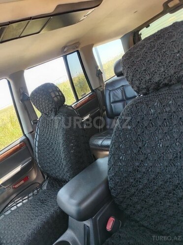 Jeep Grand Cherokee-10