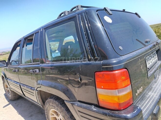 Jeep Grand Cherokee-4
