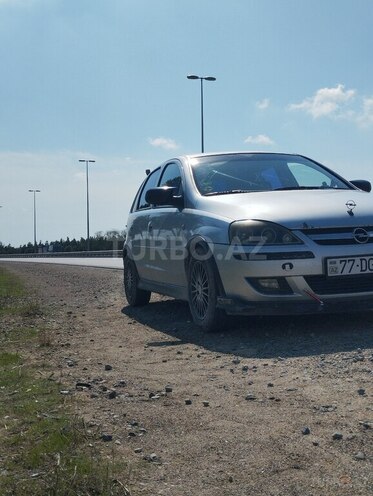 Opel Corsa-4