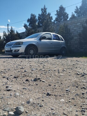Opel Corsa-3