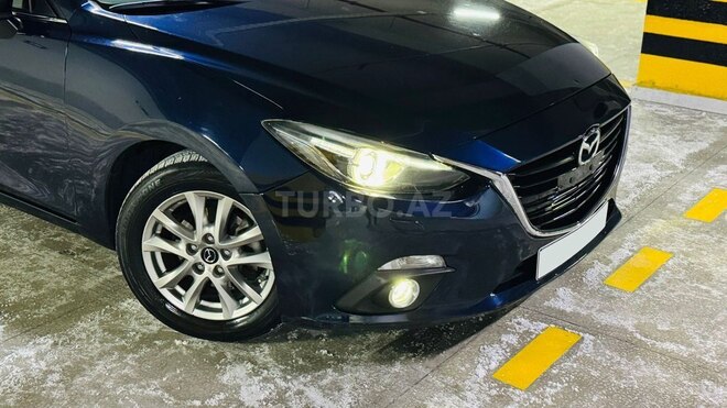Mazda 3-8