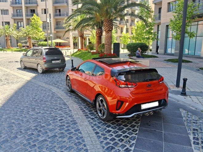 Hyundai Veloster-6