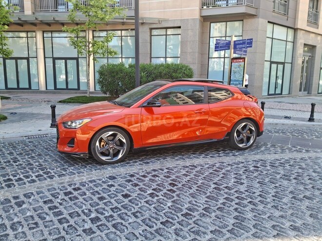 Hyundai Veloster-9