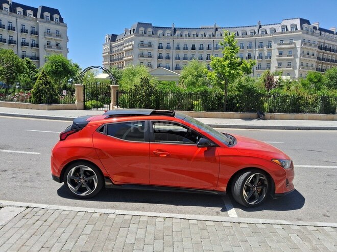 Hyundai Veloster-7