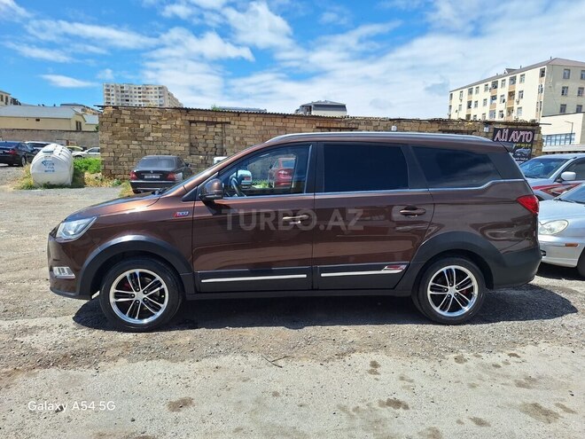 Baic M60-18