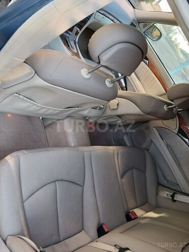 Mercedes E 320-3