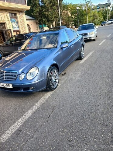 Mercedes E 320-5