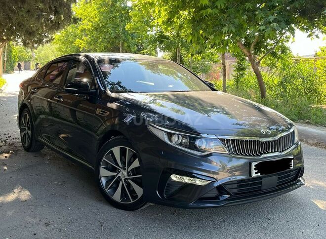 Kia K5-8