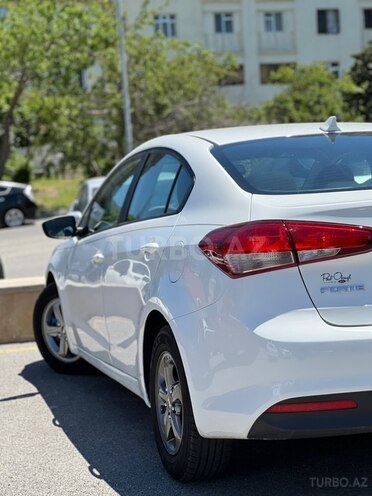 Kia Forte-14