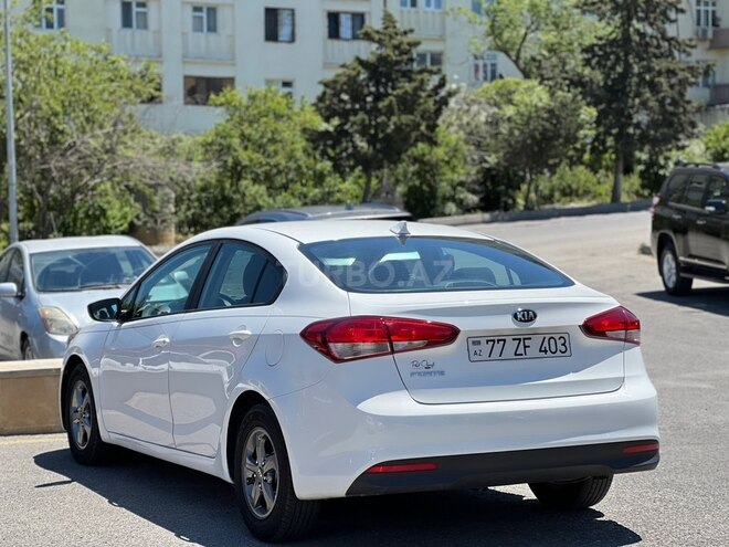 Kia Forte-10