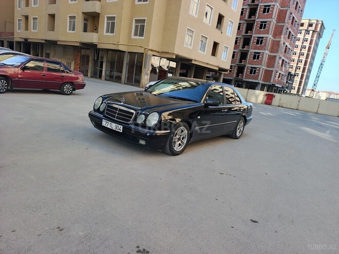 Mercedes E 280-7