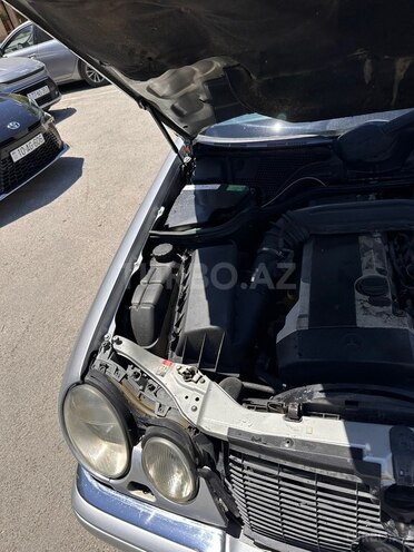 Mercedes E 320-14