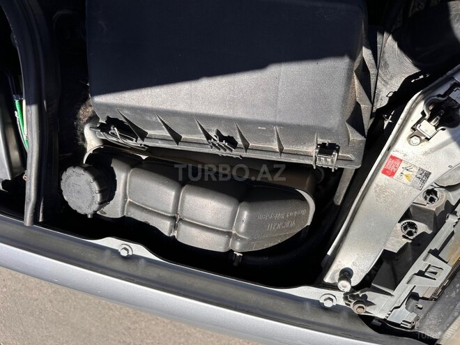 Mercedes E 320-16