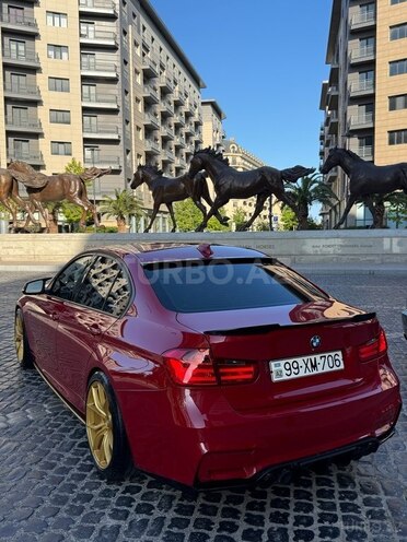 BMW 320d-8