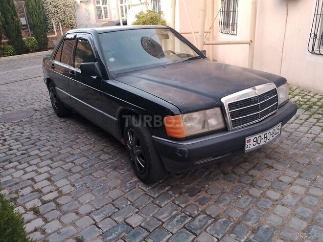 Mercedes 190-9