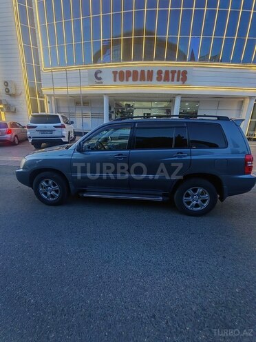 Toyota Highlander-7