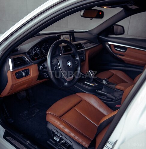 BMW 330-17
