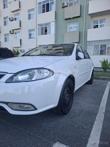 Daewoo Gentra-2