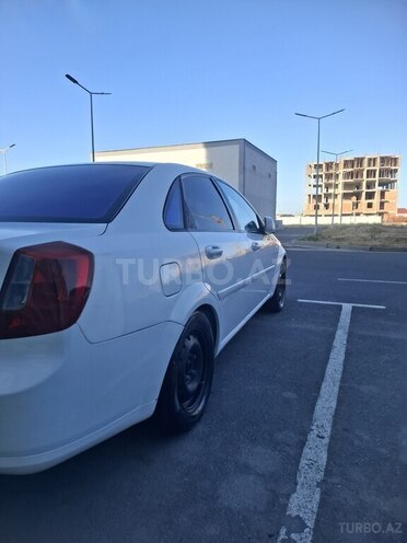 Daewoo Gentra-9