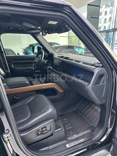 Land Rover Defender-19