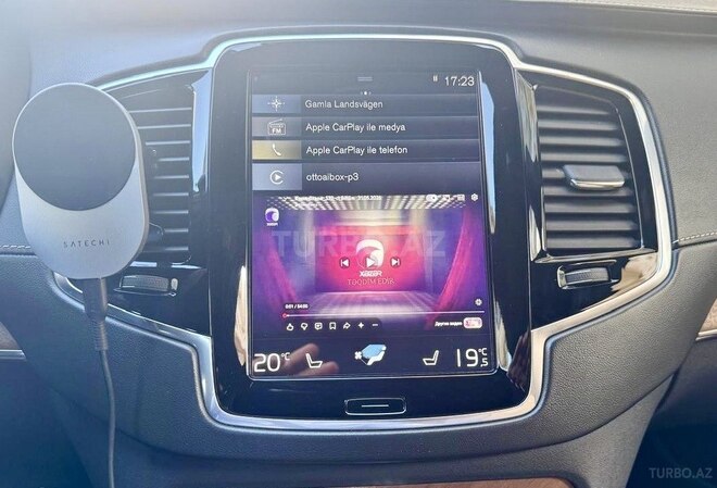 Volvo XC90-17