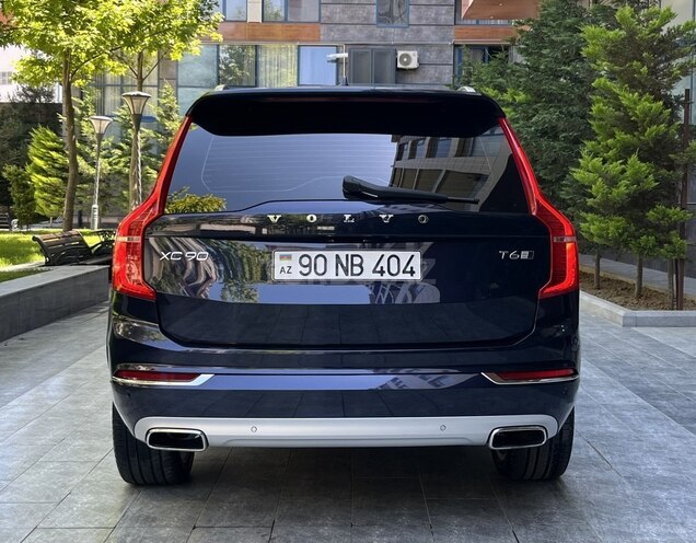 Volvo XC90-5