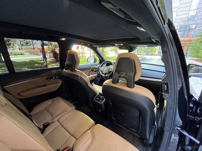 Volvo XC90-9