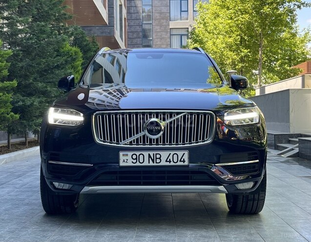 Volvo XC90-2
